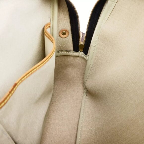 Auth LOUIS VUITTON Reporter GM Crossbody Shoulder Bag Monogram Leathe - Picture 2 of 16